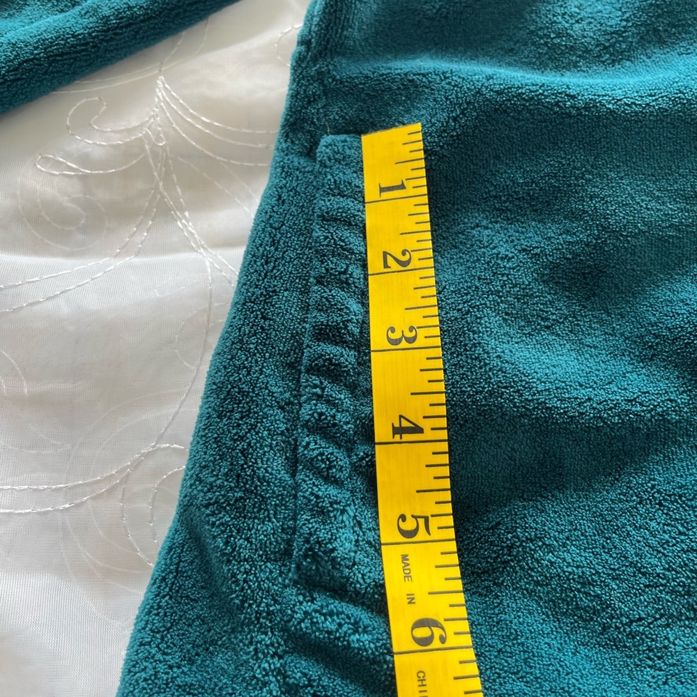 DanSkins Now Dark Teal Long Sleeve Front Zip Light Weight Jacket. - Picture 11 of 12